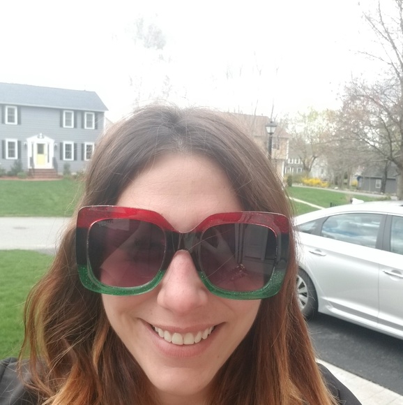 Sunglasses - Picture 4 of 4